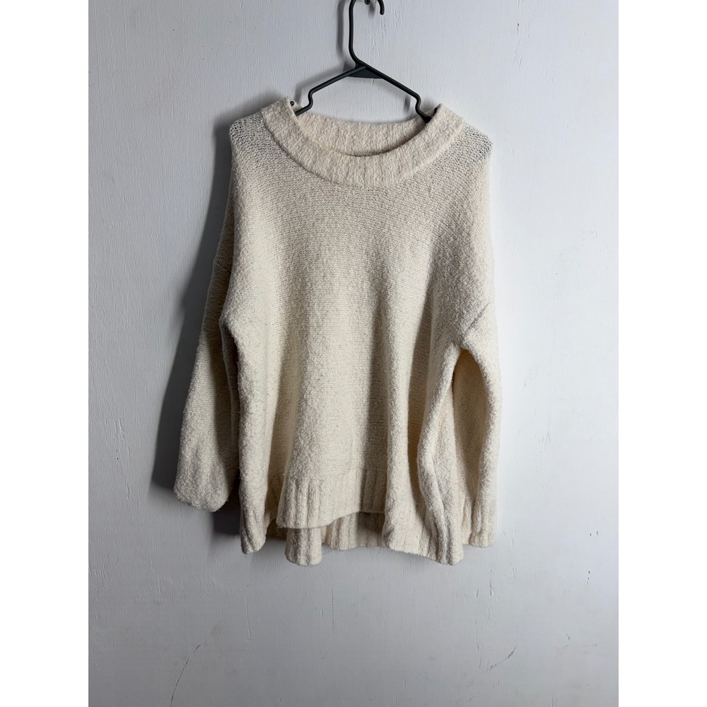 Old Navy Cream Boucle Knit Sweater Womens Medium Oversized Off White Pullover